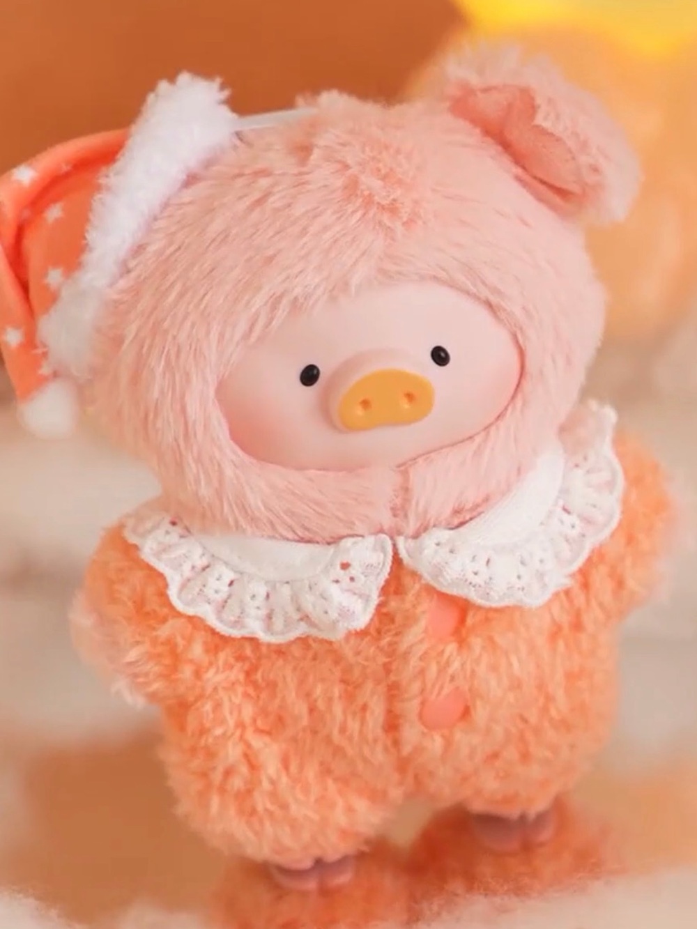 Lulu The Piggy “Charismatic” Orange Dreaming Wonderland Plush Keychain Blind Box